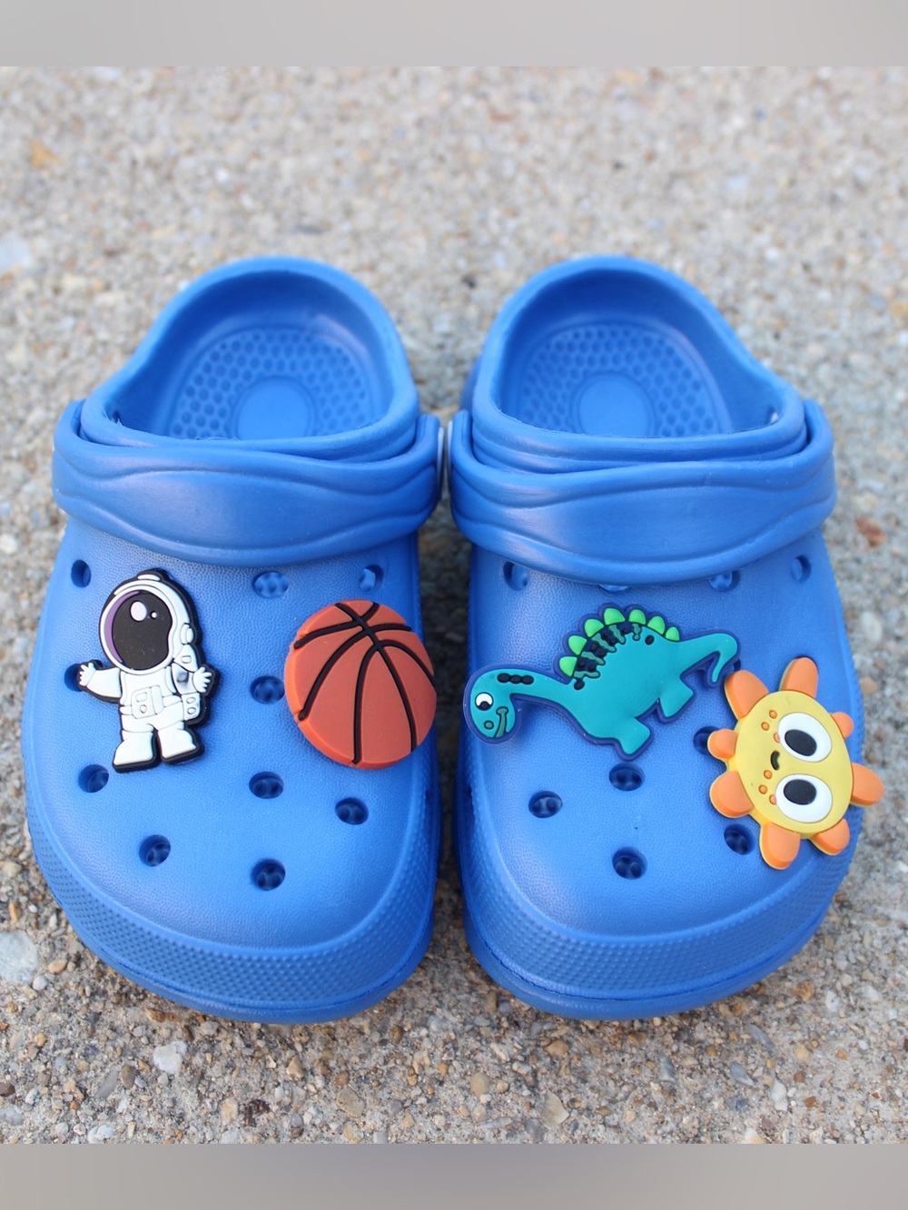 GUBARUN Blue Toddler Garden Clogs W/ Charms Sz 23 (7)